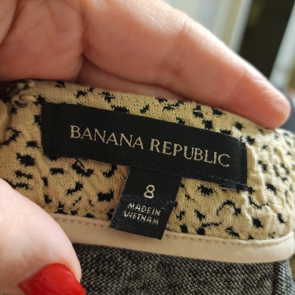 Banana Republic Tan Leopard Pencil Skirt - Picture 3 of 3